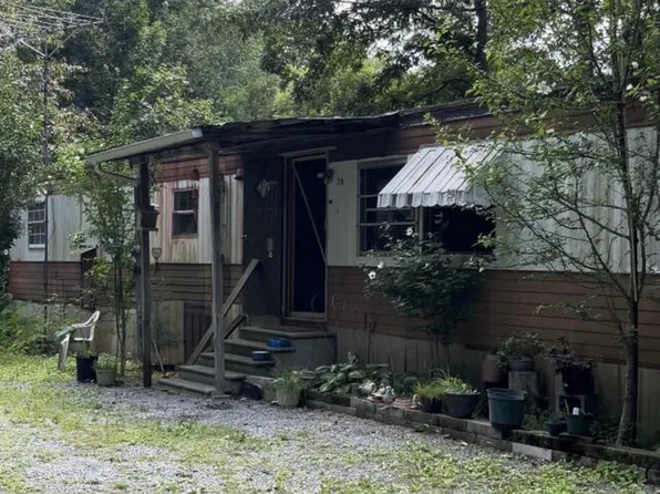234-236 Mansell Hill Rd, Gainesboro, TN 38562