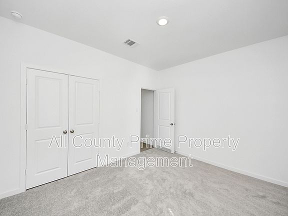 5th image of 3029 Avenida Sonoma Dr