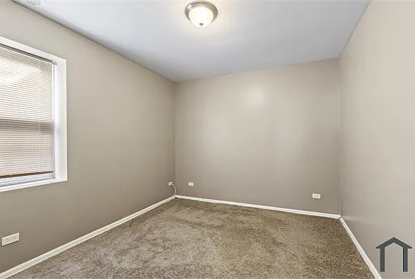 323 Memorial Dr #2 — Photo 8