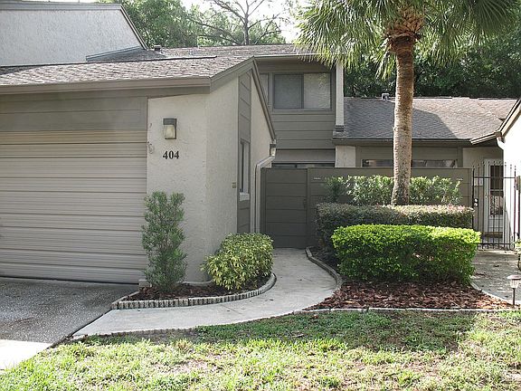 3rd image of 404 Meadowood Blvd