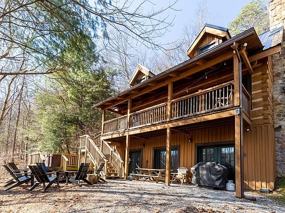 4th image of 18591 Hockman Rd