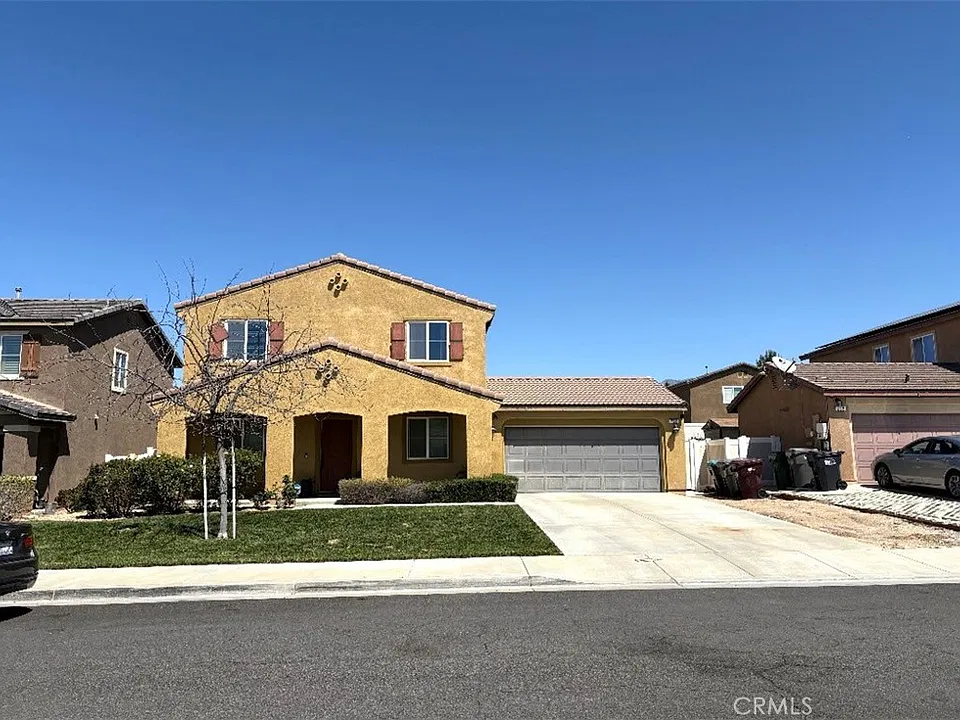 758 Bogey Dr