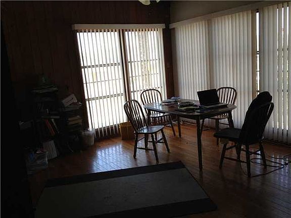 3rd image of 5113-15 73rd St