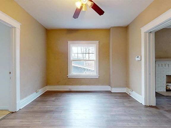 3rd image of 2207 Northbury Ln