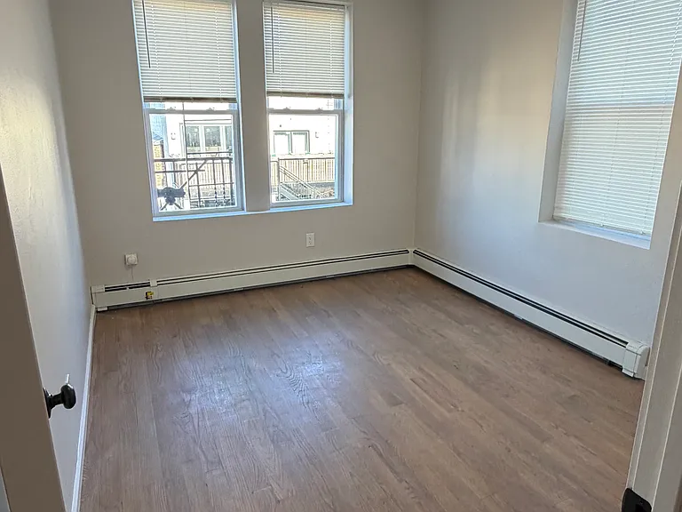 715 Clinton St #17 — Photo 1