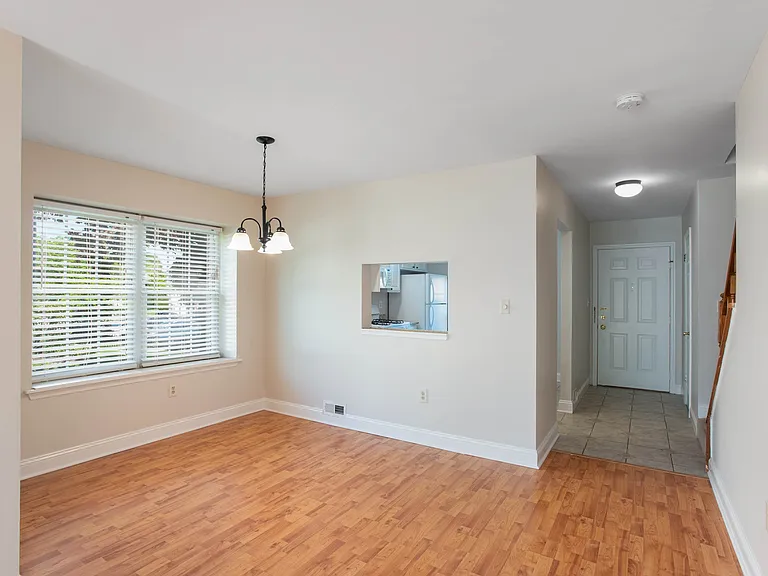 2708 Pinhorn Dr — Photo 4