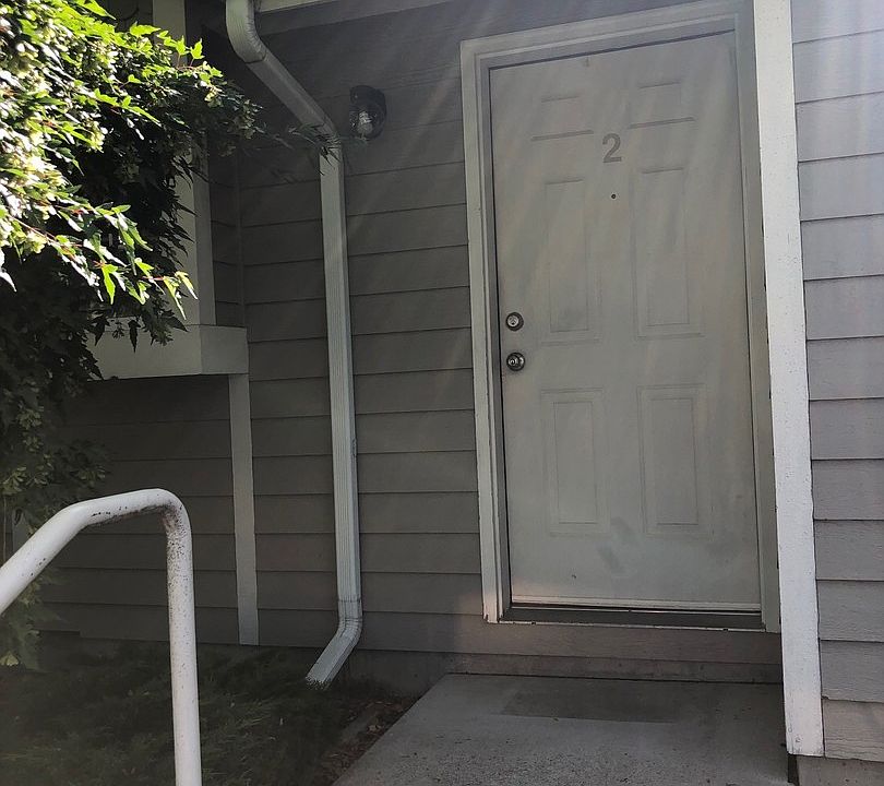 1st image of 5540 Creekstone Dr APT 2