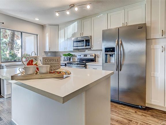 5th image of 7855 Cowles Mountain Ct Unit A5