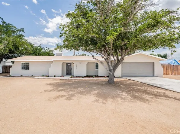 13913 Cronese Rd, Apple Valley, CA 92307