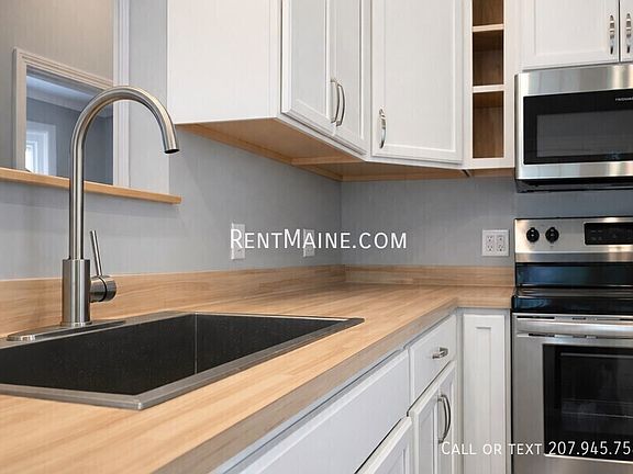 3rd image of 15 Lloyd Ln APT 1