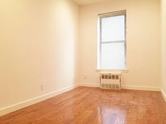 Rented by Ethan Blinder, LREB | media 22