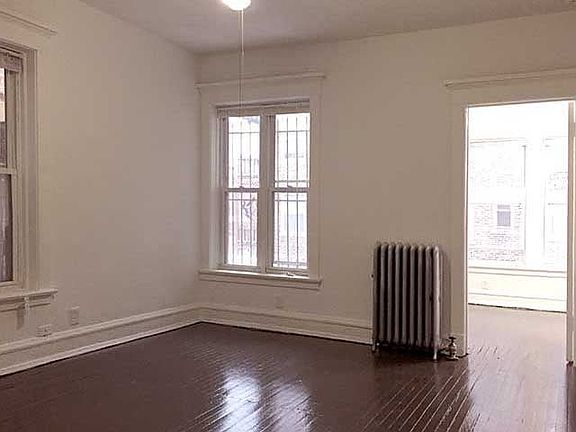 4th image of 5049 S Drexel Blvd #5057-1C