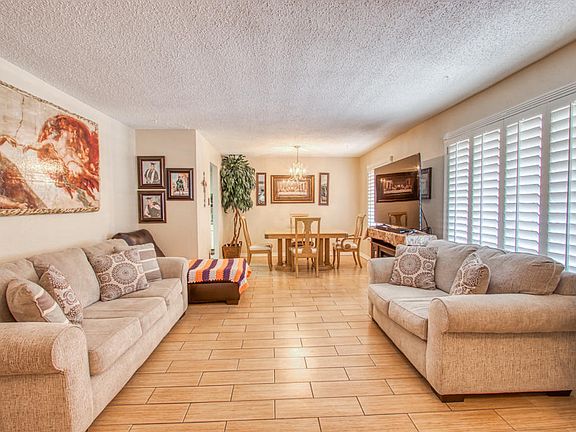 5th image of 2043 Ocean Side Dr