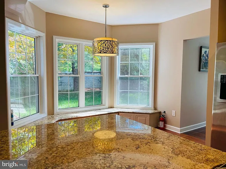 1 Cromwell Ct — Photo 21