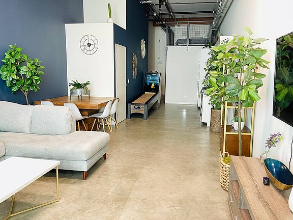 5th image of 401 N Bush St #206