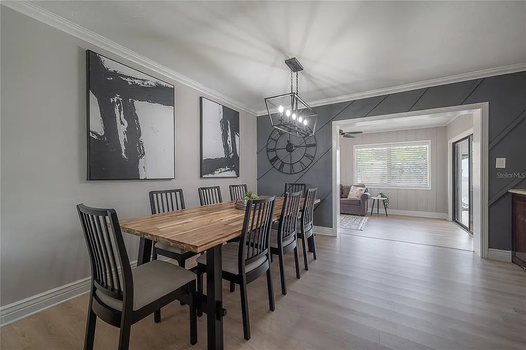 3 bed, 2.0 bath, 1712 sqft, $4,000 — Photo 3