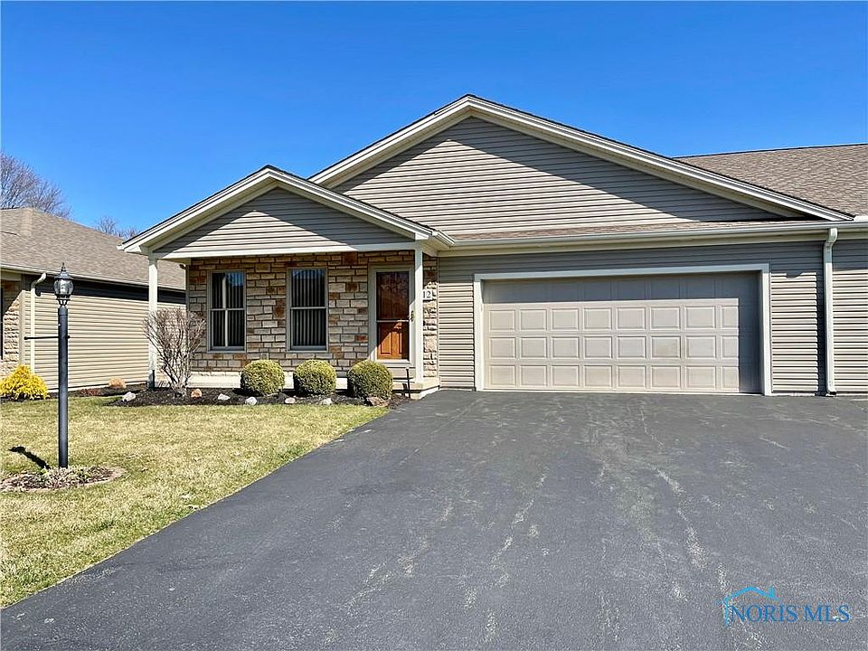1st image of 40 Crestview Dr Unit 12