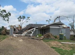 11318 Jamestown Dr, Little Rock, AR 72211