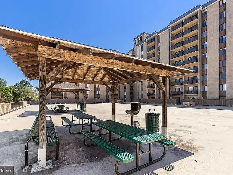 Woodlake Towers covered picnic pavilions available