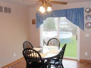 870 Oak Dr, Pottstown, PA 19464
