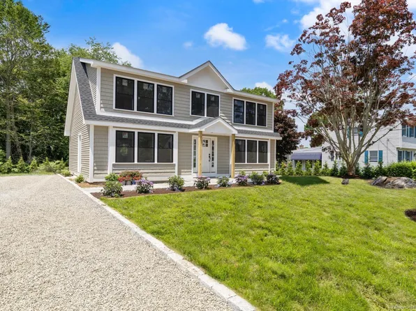 55 Knollwood Drive, Old Saybrook, CT 06475