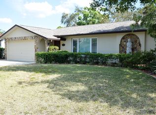 12318 79th Pl, Seminole, FL 33772