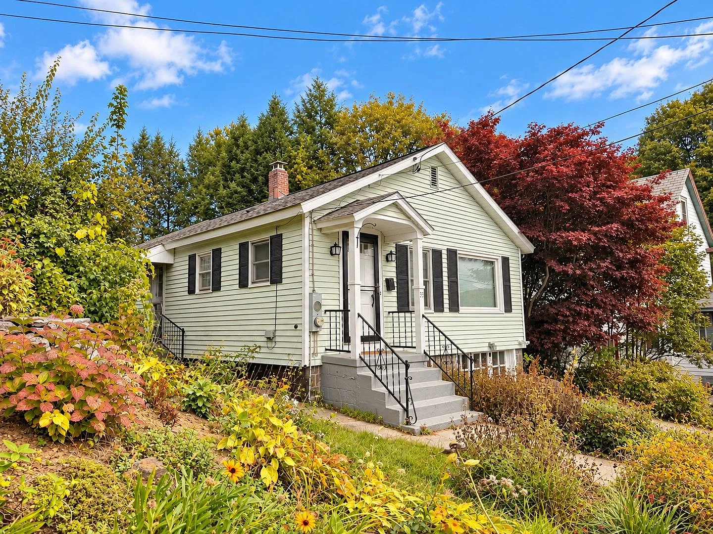 2-Bed, 1-Bath Single Family Home Available For Rent In A Convenient Brattleboro Location, $2100/M... — Photo 1
