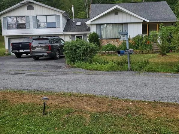 313 Railroad Ave, Dysart, PA 16636