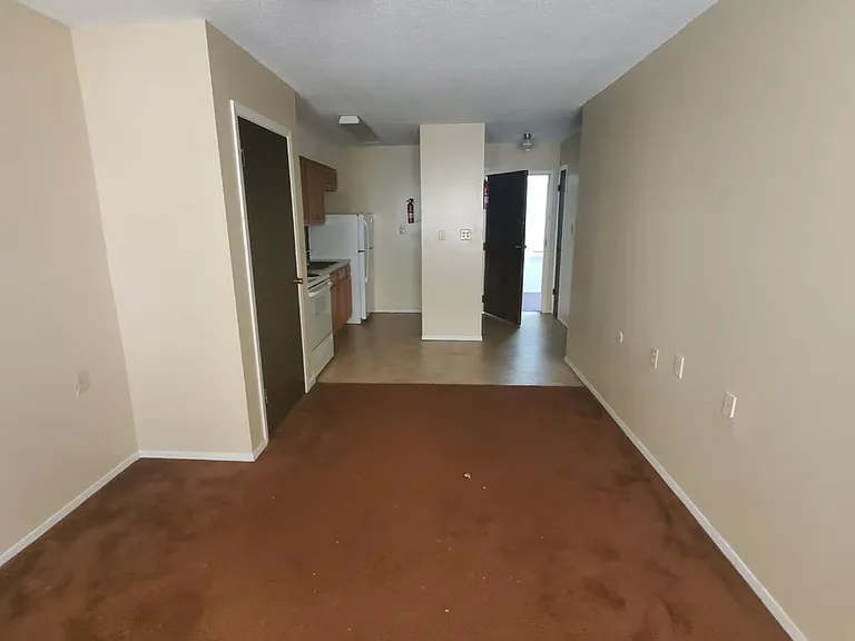 115 S Main St #10 — Photo 6