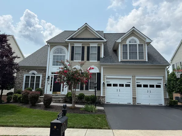 19508 Mill Dam Pl, Leesburg, VA 20176