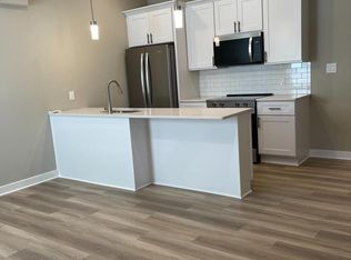 189 Bridge St APT 2, Phoenixville, PA 19460