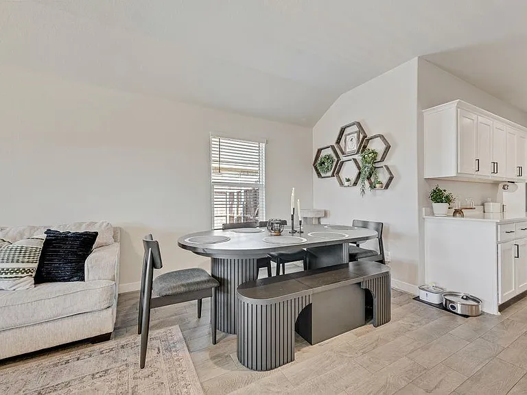 1513 Hulen Park Trl — Photo 13