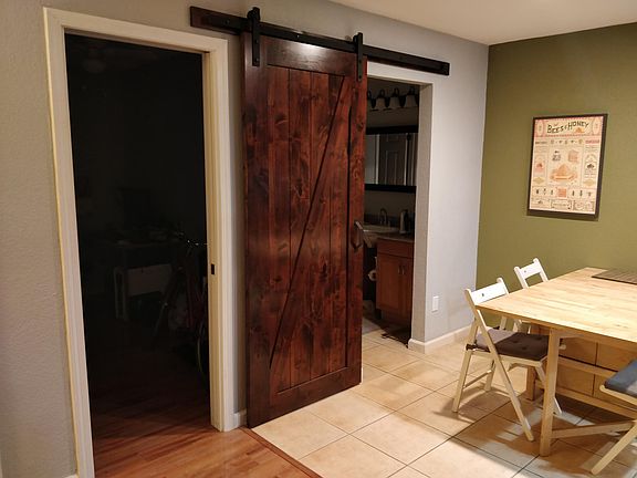 3rd image of 275 Tradewinds Dr APT 5