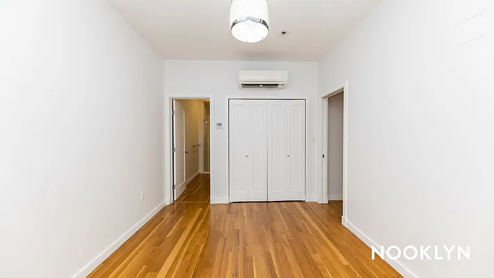 Rented by Nooklyn NYC LLC | media 96