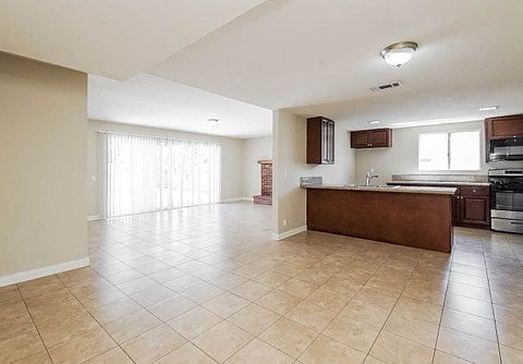 3rd image of 629 Bismark Ave #950-2007