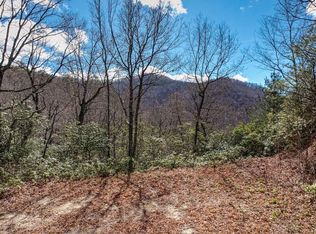 51 Highlands Rd, Franklin, NC 28734