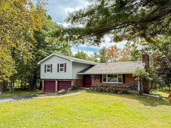 183 N Nassau Road, Averill Park, NY 12018