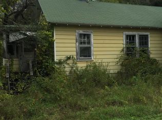 590 Oak Summit Rd, Millbrook, NY 12545