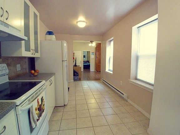 4th image of 1517 N Lawrence St Floor 1
