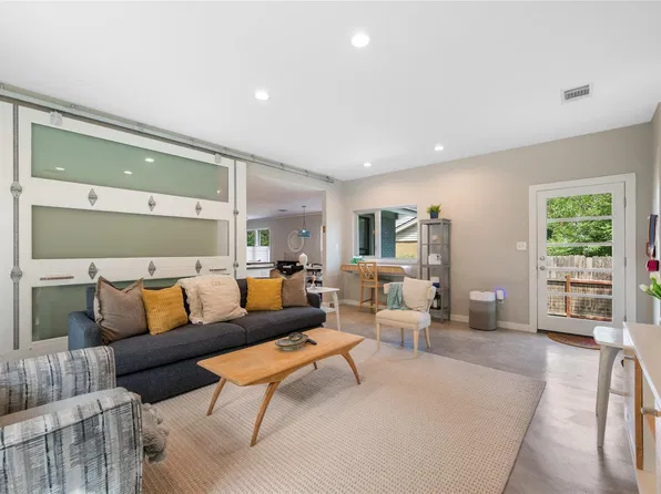 1404 Justin Ln #1, Austin, TX 78757