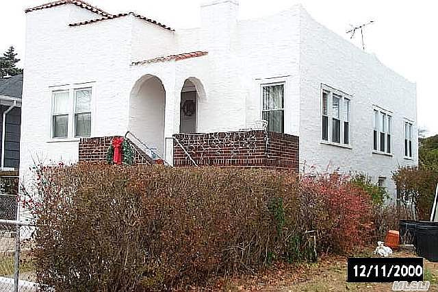 1st image of 339 E Market St
