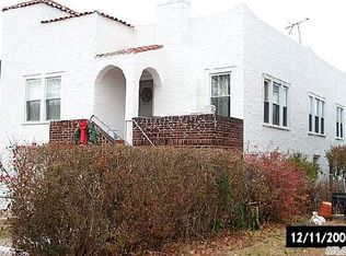 339 E Market St, Long Beach, NY 11561
