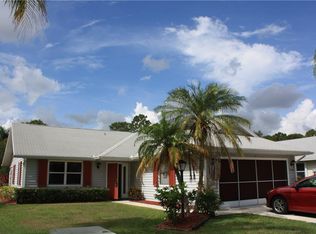7140 SE Lillian Ct, Stuart, FL 34997