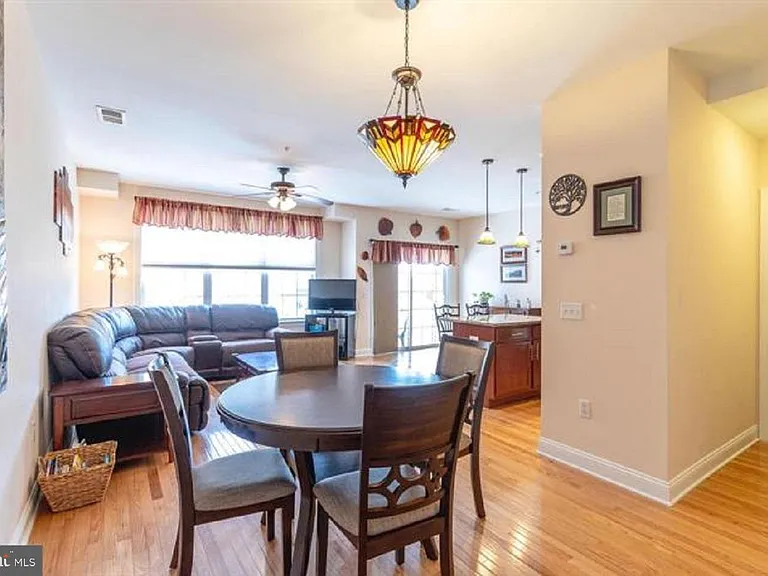 128 Justin Dr — Photo 10
