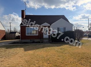 1750 E Dorothy Ln, Dayton, OH 45429