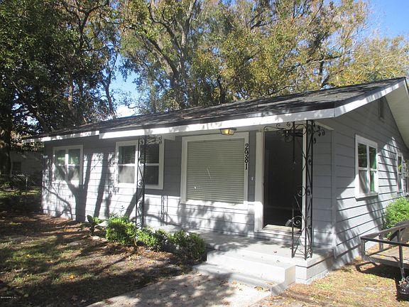 2nd image of 2981 Dellwood Ave