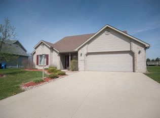 3335 E Sherman St, Columbia City, IN 46725