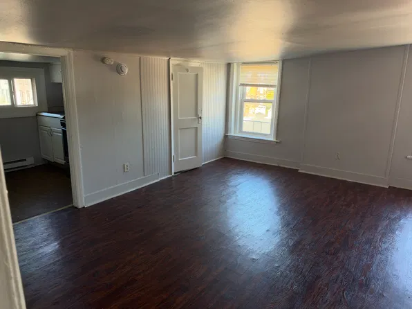 629 3rd Ave APT 7, Troy, NY 12182