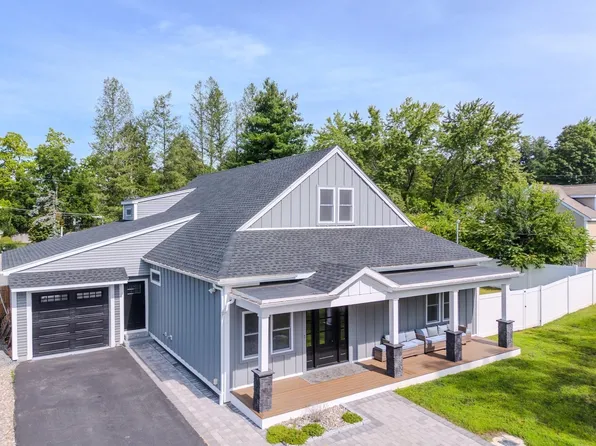 68 High Street Ext, Lancaster, MA 01523