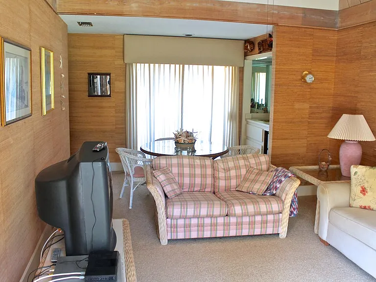 404 Fairway Villas #404 — Photo 4
